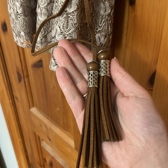 Eclipse golden/taupe women’s top - Picture 3 of 3